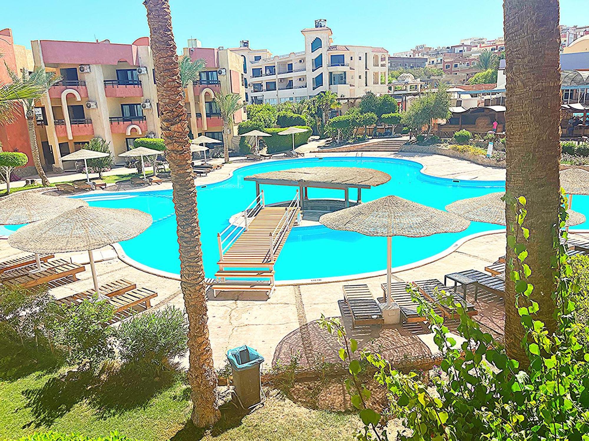 El Geisum Beach Hotel Hurghada Exteriör bild
